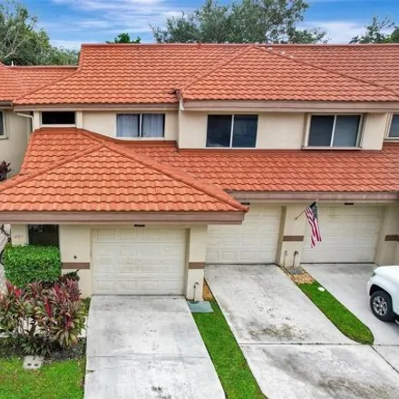 Buy this 3 bed condo on 9200 Northwest 9th Court in Plantation, FL 33324