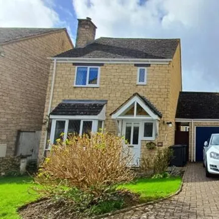 Buy this 3 bed house on Wilcox Road in Chipping Norton, OX7 5LE