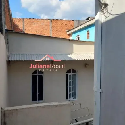 Buy this 3 bed house on Rua José do Patrocínio in Calmon Viana, Poá - SP