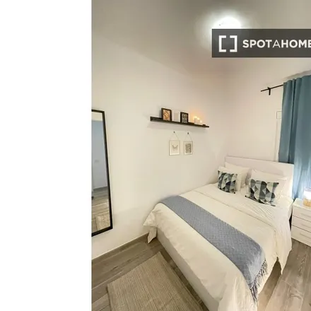 Rent this 5 bed room on Carrer de Llull in 6-8, 08001 Barcelona