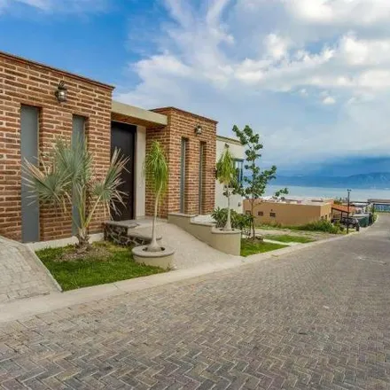 Buy this 3 bed house on Avenida La Paz in 45915, JAL