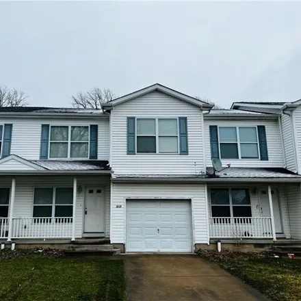 Buy this 3 bed townhouse on 2517 McCain Avenue in Erie, PA 16510