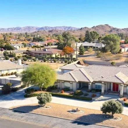 Buy this 6 bed house on 14723 Pamlico Rd in Apple Valley, California