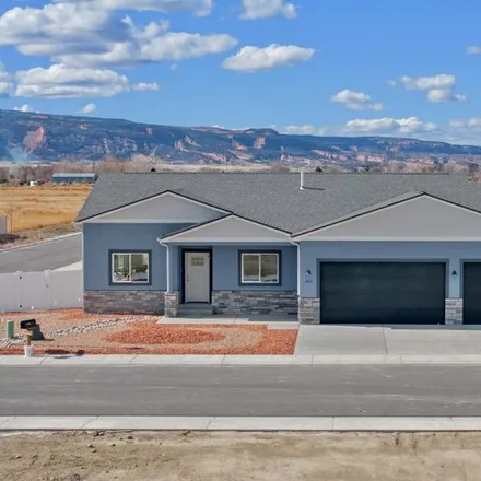 Buy this 3 bed house on 21 1/2 Road in Grand Junction, CO 81507