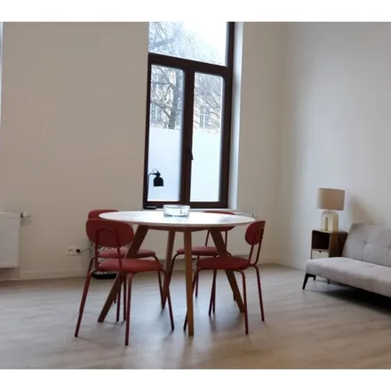 Rent this 2 bed apartment on Porte du Canal in 1000 Brussels, Belgium