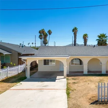 Image 2 - 250 Stephens Avenue, Riverside County, CA 92501, USA - House for sale