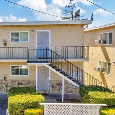 Buy this 8 bed house on 160 East I Street in Benicia, CA 94510