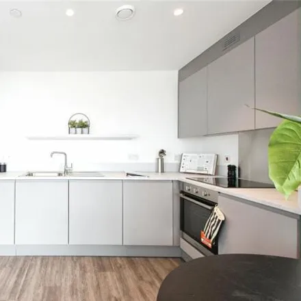 Image 3 - Abbey Place, Abbey Wood, London, Se2 - Apartment for sale