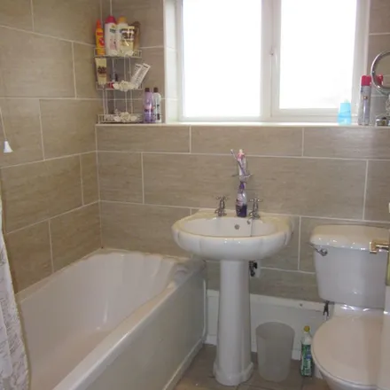 Rent this 2 bed townhouse on The Forum in Crescent Street, Sittingbourne