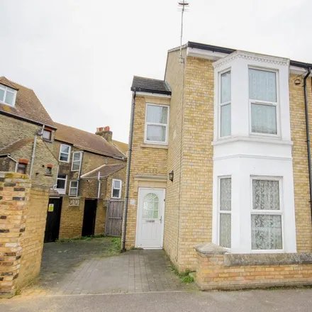 Rent this 2 bed townhouse on 23 Meyrick Road in Sheerness, ME12 2NX