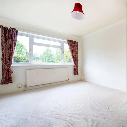 Rent this 2 bed apartment on Hillside Court in Harvey Road, Guildford