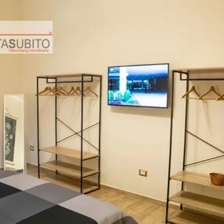 Image 5 - Via Aquila, 80142 Naples NA, Italy - Apartment for rent