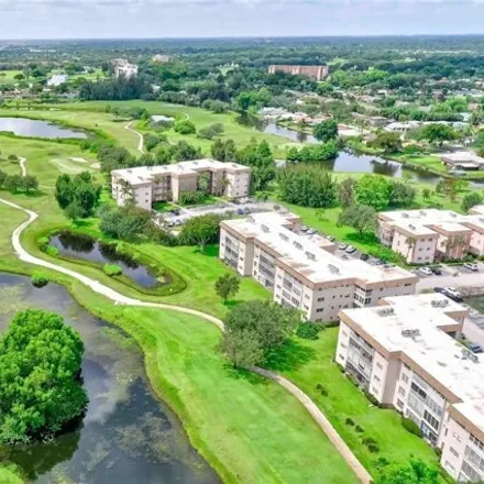 Rent this 2 bed condo on Davie Golf and Country Club in Southwest 82nd Way, Davie