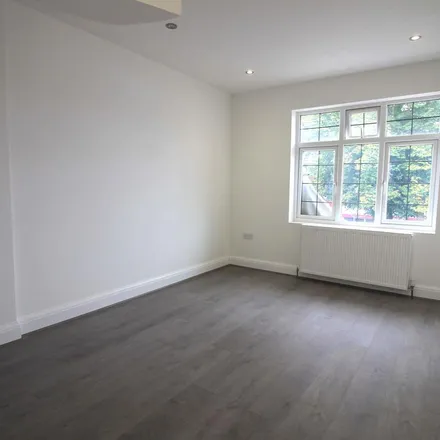 Image 3 - Imperial House, Beechcroft Avenue, London, HA2 7JD, United Kingdom - Apartment for rent