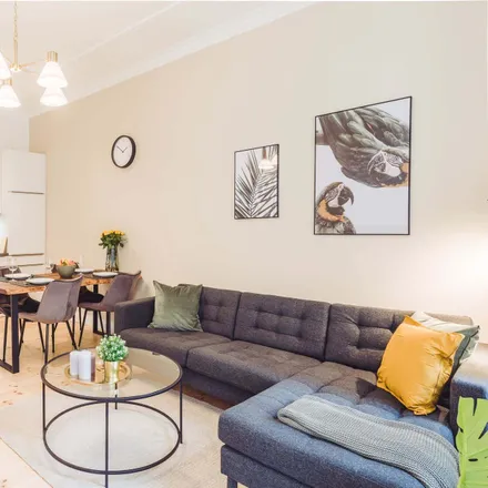 Rent this 2 bed apartment on Heinrich-Roller-Grundschule in Heinrich-Roller-Straße 18, 10405 Berlin