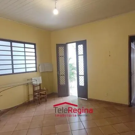 Rent this 5 bed house on Rua Prudente de Moraes in Vila Resende, Caçapava - SP