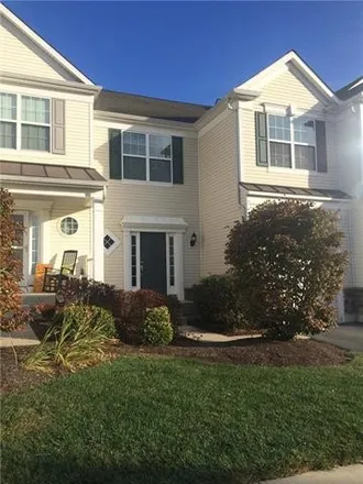 Rent this 3 bed townhouse on 1870 Hemming Way in Hillside, South Whitehall Township