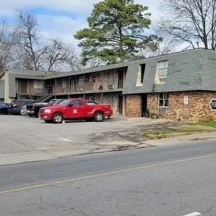 Buy this studio house on 2998 Martin Luther King Jr Boulevard in Tuscaloosa, AL 35401