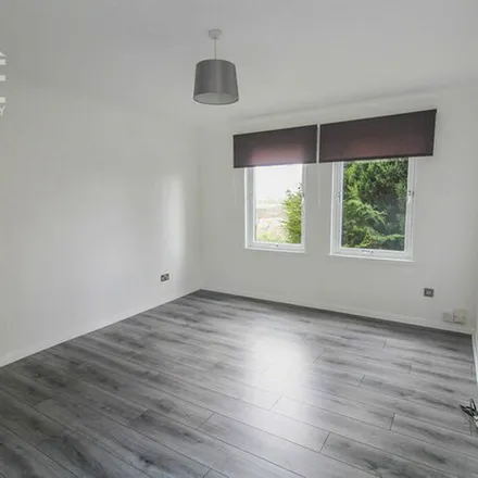 Rent this 2 bed apartment on Second Avenue in Clydebank, G81 3BU