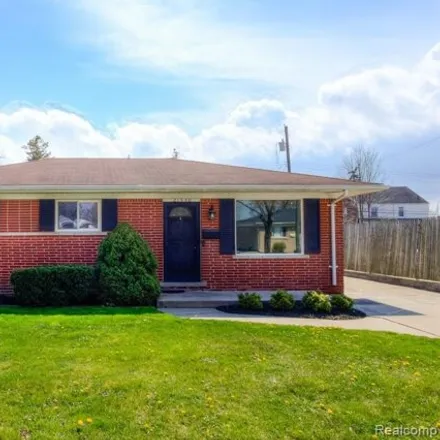 Buy this 3 bed house on 21590 Downing Street in Saint Clair Shores, MI 48080