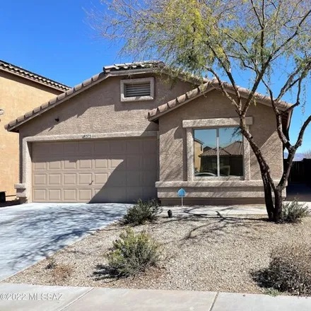 Rent this 3 bed house on 8369 South Egyptian Drive in Tucson, AZ 85747