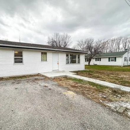 Image 2 - 633 Brant Street, Pleasant Hill, Pike County, IL 62366, USA - House for sale