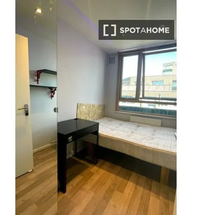 Rent this 5 bed room on Stockwell Skatepark in Stockwell Road, Stockwell Park