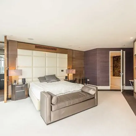 Rent this 3 bed apartment on Kingfisher House in 3 Nine Elms Lane, London