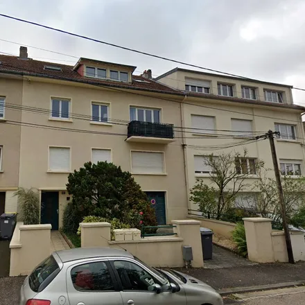 Rent this 2 bed apartment on 61 Rue de Pouilly in 57000 Metz, France