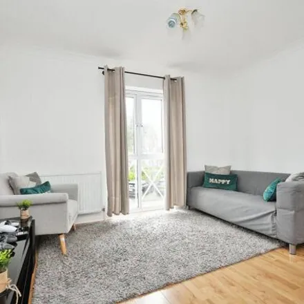 Image 1 - 49 Water Lane, London, SE14 5DN, United Kingdom - Townhouse for sale