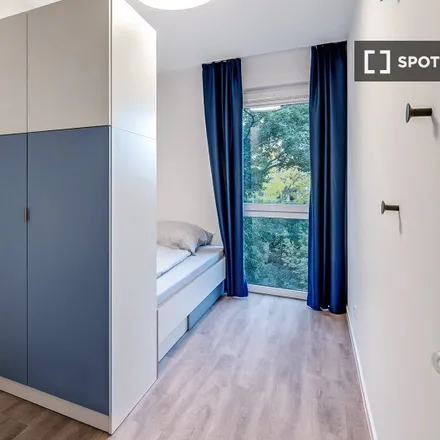 Rent this 5 bed room on Rathenaustraße 26 in 12459 Berlin, Germany