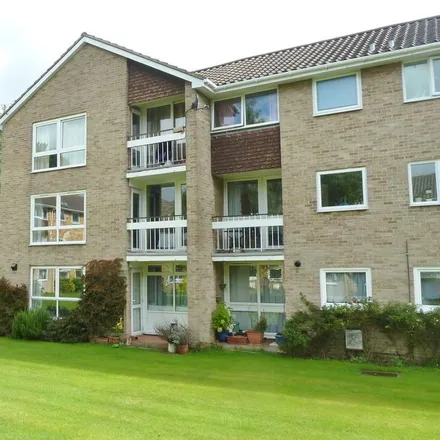 Rent this 2 bed apartment on 11 Pulker Close in Oxford, OX4 3LG