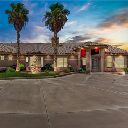 Image 2 - Greenway Road, Henderson, NV 89015, USA - House for sale