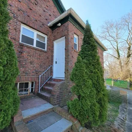 Rent this 3 bed house on 495 Pacific Street in Branchport, Long Branch
