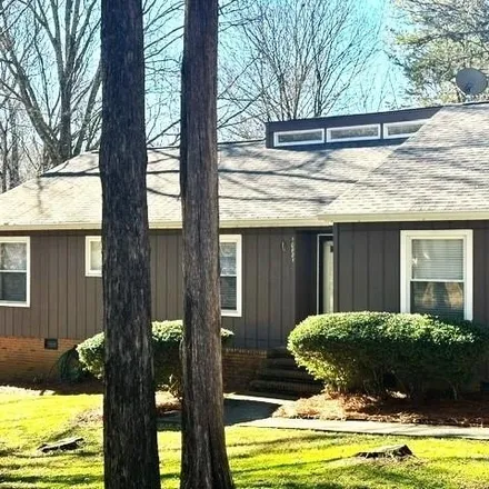 Rent this 3 bed house on 10821 Painted Tree Road in Carmel Commons, Charlotte