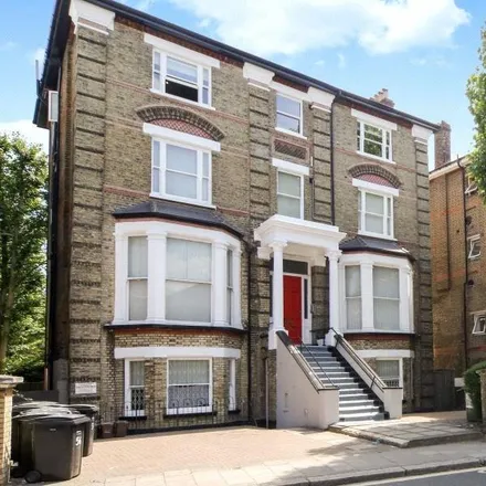 Rent this studio apartment on 56 West End Lane in London, NW6 4QZ