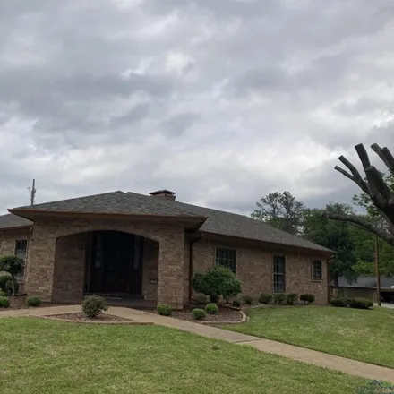 Buy this 3 bed house on 1387 Beverly Avenue in Henderson, TX 75654