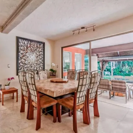 Rent this 5 bed house on Cuernavaca