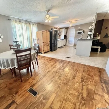 Image 7 - 1097 Mountain View Dr, Texas, 78133 - Apartment for sale