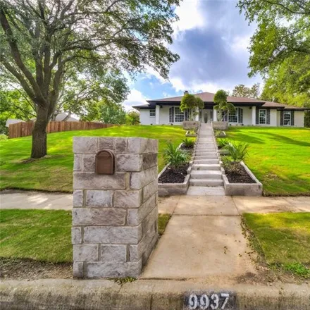 Image 2 - 9981 Wandering Way Street, Benbrook, TX 76126, USA - House for sale