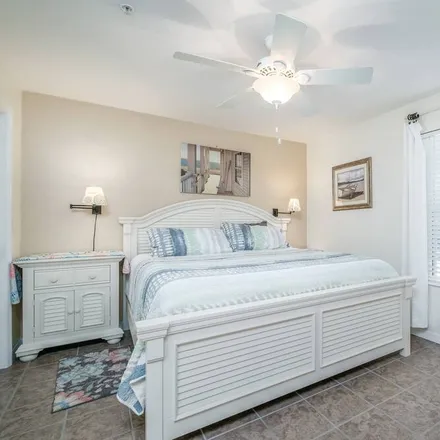 Rent this 1 bed condo on Cedar Key