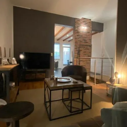 Image 2 - 11 Rue Abel Boireau, 33500 Libourne, France - Apartment for rent