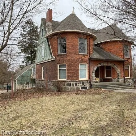 Image 2 - 1121 West Genesee Street, Lapeer, MI 48446, USA - House for sale