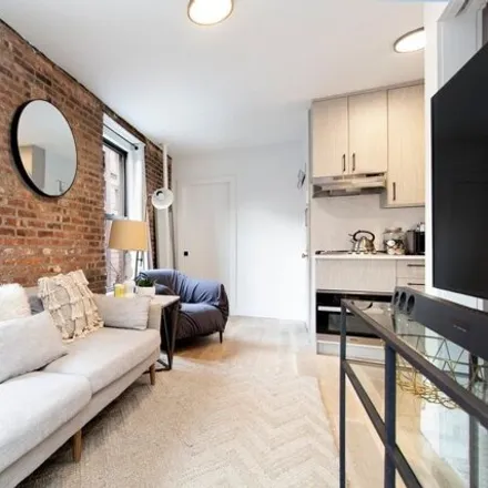 Rent this 2 bed apartment on Upside Pizza in 51 Spring Street, New York