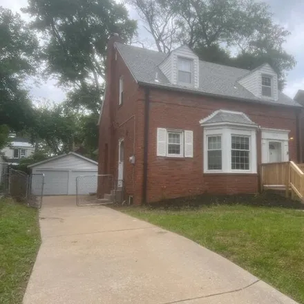Buy this 3 bed house on Drexel Drive in University City, University City