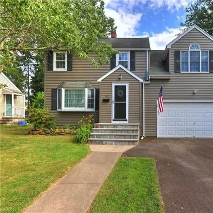 Buy this 3 bed house on 143 Sultan Street in Stratford, CT 06614