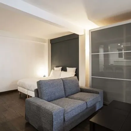 Image 6 - 3 Rue du Dobropol, 75017 Paris, France - Apartment for rent