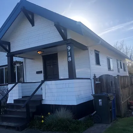 Rent this 4 bed apartment on 998 North Pine Street in Tacoma, WA 98406