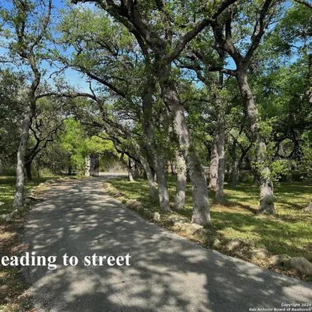 Image 8 - 144 Winding Way, Hill Country Village, Bexar County, TX 78232, USA - House for sale