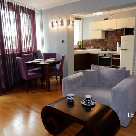 Rent this 2 bed apartment on Plac Grunwaldzki in rondo Ronalda Reagana, 50-378 Wrocław